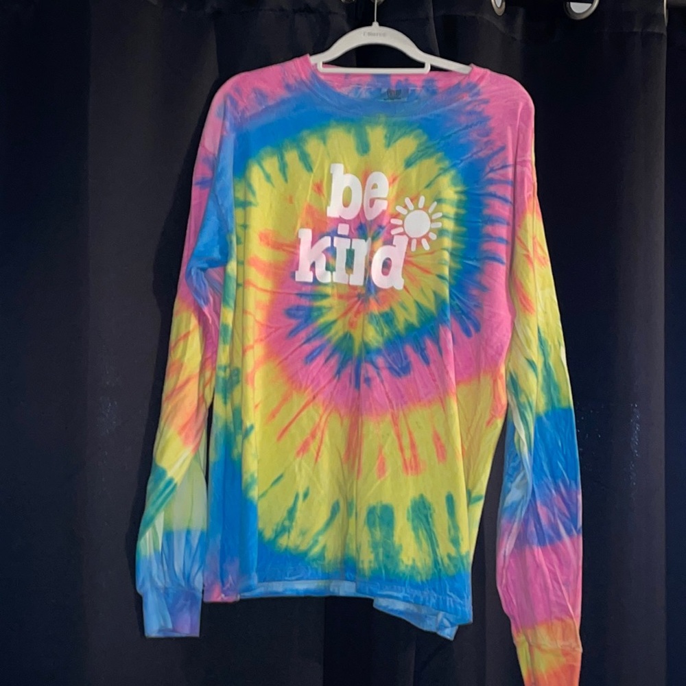Be Kind long sleeve size XL